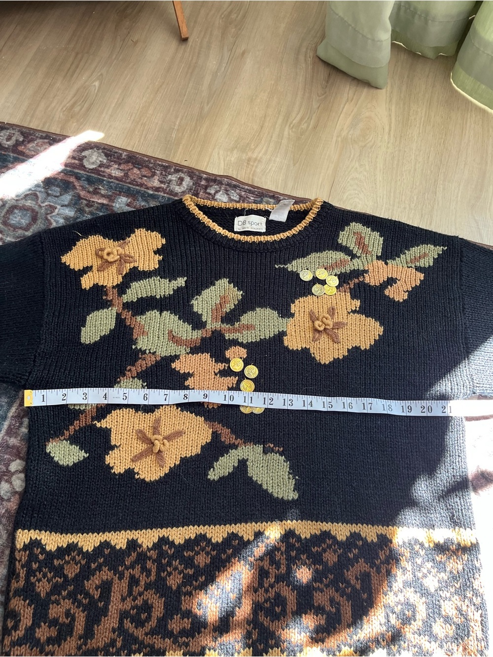 Women’s Vintage Black Floral Knit Sweater with Gold Coin Accents Size L - Picture 5 of 7